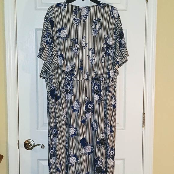 NY Collection Dress - Picture 3 of 4